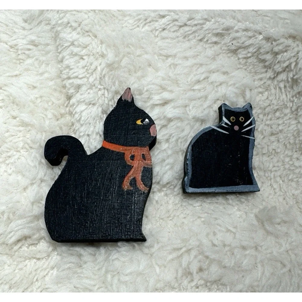 Set of 2 Hand Painted Vintage Wooden Whimsical Black Cat Halloween Fall Brooches